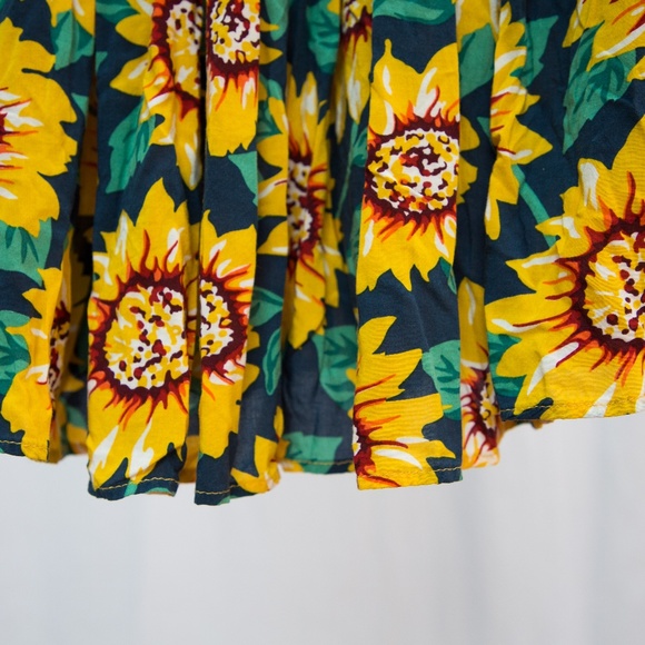 RARE Brandy Melville Luma Sunflower Skirt - Picture 4 of 10